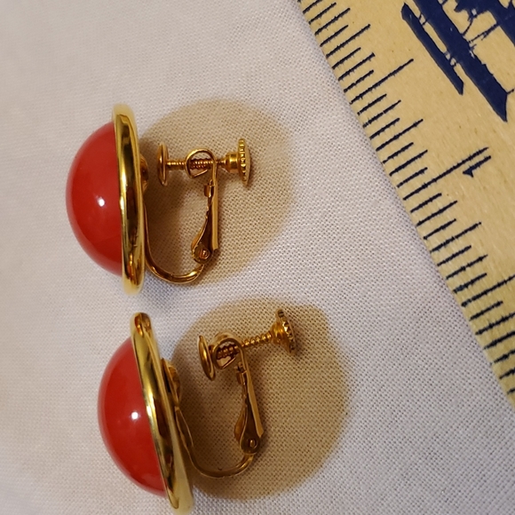 Miriam Haskell Signed Vintage Earrings - Picture 10 of 10